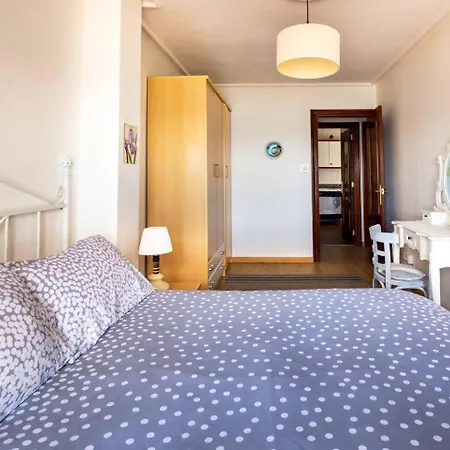 Ezcurdia 22. Primera Linea Playa De San Lorenzo Apartment *